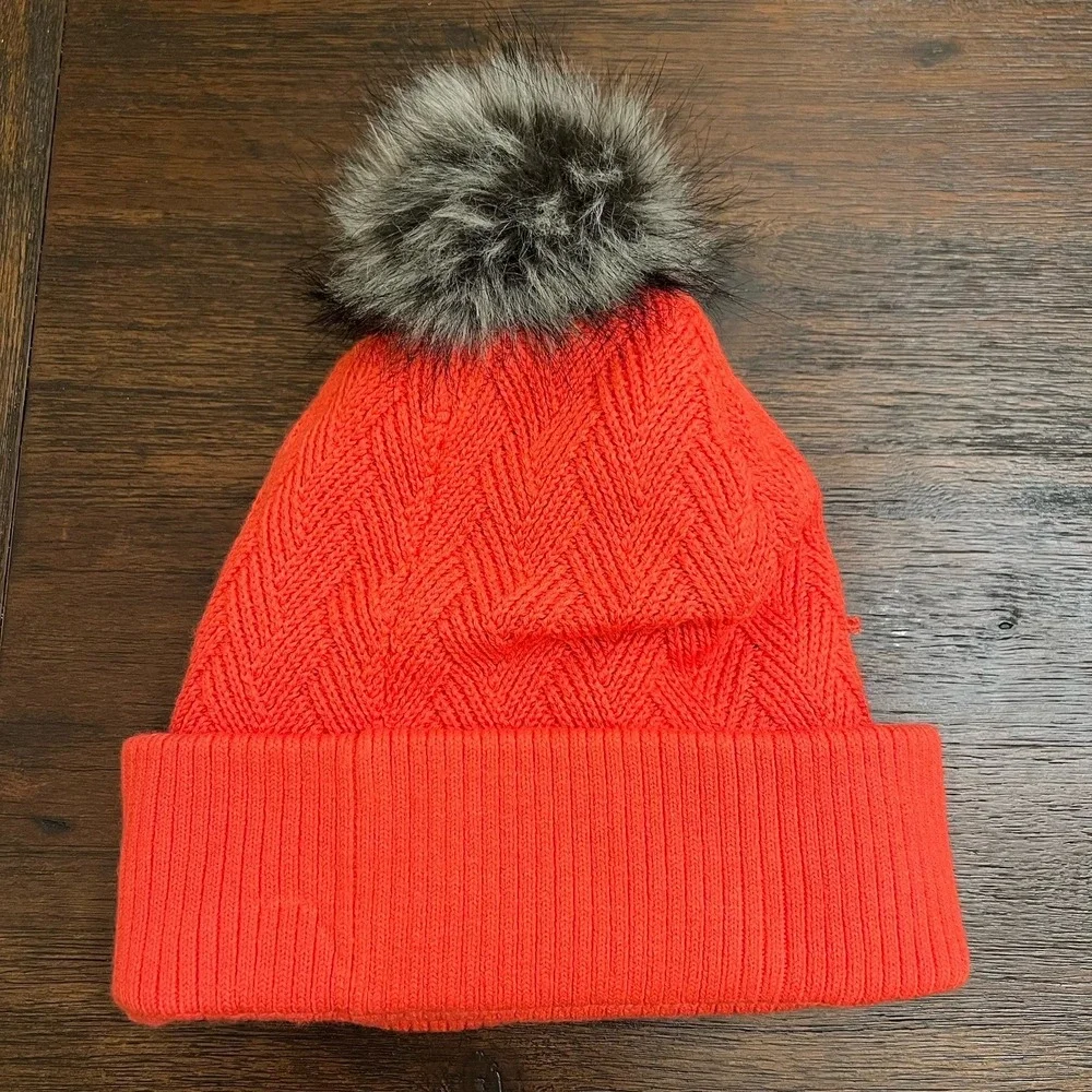 Lululemon Watermelon‎ Red Sherpa Pompom Beanie Soft